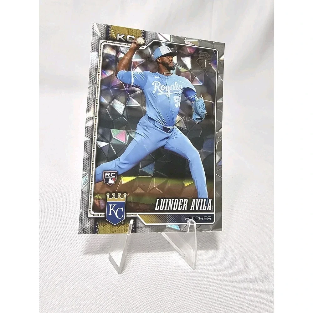 2026 Topps Series 1 – Luinder Avila (RC) Silver Diamante #120 Kansas City Royals